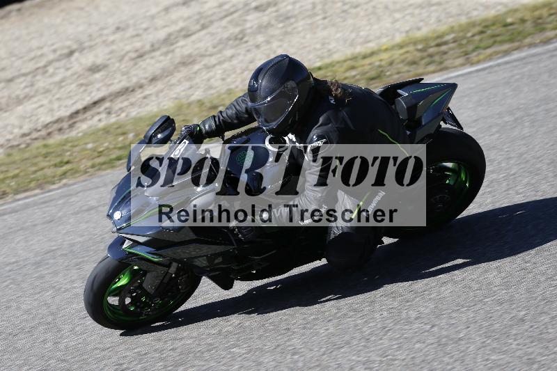 /05 07.04.2026 Cornu Master School ADR/Gruppe gruen/8